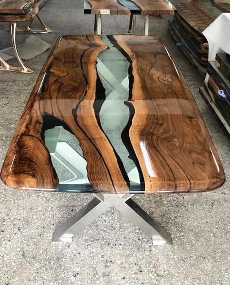 Amazing epoxy resin table!... Live Edge Bar Top, Epoxy Dining Table, Woodworking Design, Cordless Blinds, Visual Comfort Lighting, Wood Resin Table, Garage Floor Epoxy, Epoxy Table Top, Epoxy Countertop