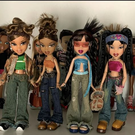 Bratz Aesthetic Outfit, Bratz Fits, Bratz Outfit, Bratz Outfits, Bratz Aesthetic, Bratz Fashion, Bratz Doll Outfits, Brat Doll, Bratz Girls