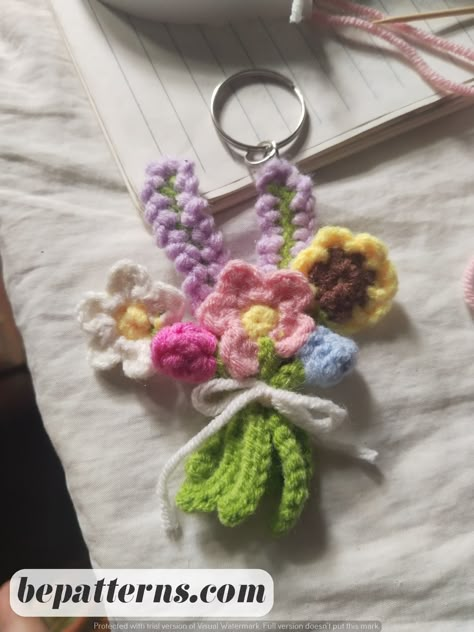 Free Crochet Patterns | Fun & Easy Projects | Crazy Ideas Crotchet Mother’s Day Gift, Crochet Ideas For Mother's Day, Crochet Bouquet Keychain, Crochet Flower Bouquet Keychain, Crochet Flower Keychains, Crochet Mini Things, Mini Flower Bouquet Crochet, Crochet Small Bouquet, Mini Crochet Flower Bouquet