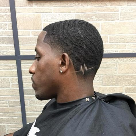 360 Waves Hair, Undercut Hair Designs, Haircut Designs For Men, Fade Haircut Designs, Waves Hairstyle Men, High And Tight Haircut, Waves Haircut, Curly Hair Fade, Black Hair Cuts