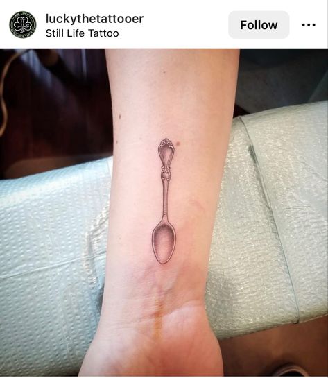 Silver Spoon Tattoo, Silverware Tattoo, Spoon Tattoo Ideas, Kk Tattoo, Whisk Tattoo, Spoon Tattoo, Nail Piercing, Tattoo Shoulder, Vintage Spoons