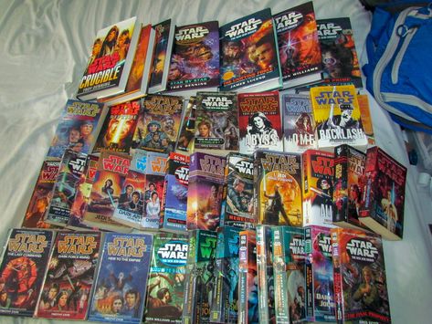 https://flic.kr/p/2iXM5hV | Star Wars Books | This is the REAL story of what happened after Return of the Jedi. Star Wars Nostalgia, Return Of The Jedi, Starwars Return Of The Jedi, Star Wars Books In Order, Star Wars Novels, Star Wars Books, Good Vibes, Sci Fi, Star Wars