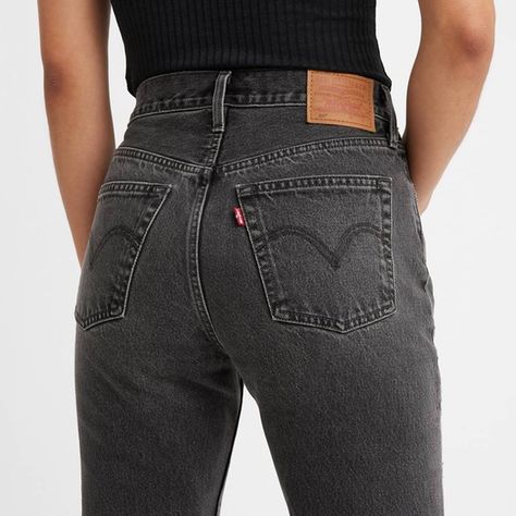 LEVI' S 501 Dark Grey Wedgie Straight High Waisted Jeans 25'' Waist Levi 501 Jeans Women Outfit, 501 Levis Women Outfits, Levi 501 Jeans Women, Levi Straight Leg Jeans, Crochet Upcycle, Clothes Outfits Ideas, Levis Black Jeans, Dress Outfits Ideas, Levis 501 Women