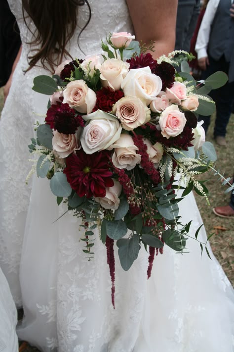 Burgundy Bride Bouquet Flower, Burgundy Blush Wedding Bouquet, Roses And Dahlias Bouquet, Maroon And Blush Wedding Flowers, Burgundy Mums Wedding, Modern Farmhouse Wedding Centerpieces, White Blush Pink Burgundy Bouquet, Wedding Bouquet Burgundy And Blush, Blush And Maroon Bouquet