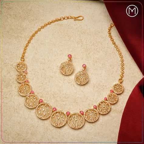 This regal set of gemstone jewellery elevates your finesse, keeping the spotlight on you. Explore our latest collection of gemstone jewellery at a store near you. #GemstoneJewelleryFestival #MalabarGoldAndDiamonds #Precia #UniquelyYou #GemstoneJewellery Gold Pendent Set Indian Latest, Malabar Gold Jewellery Necklaces Simple, Malabar Gold Jewellery Necklaces, Malabar Gold Jewellery, Indian Bridal Jewellery Set, Gold Necklace Bridal, Bridal Jewellery Set, Unique Gold Jewelry Designs, Gold Jewels Design