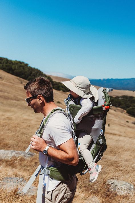 Travel With Baby Aesthetic, Walks With Baby, Family In Nature, Travel Baby, Hiking Family, Travel With Family, Camping Family, Family Hike, Baby Travel