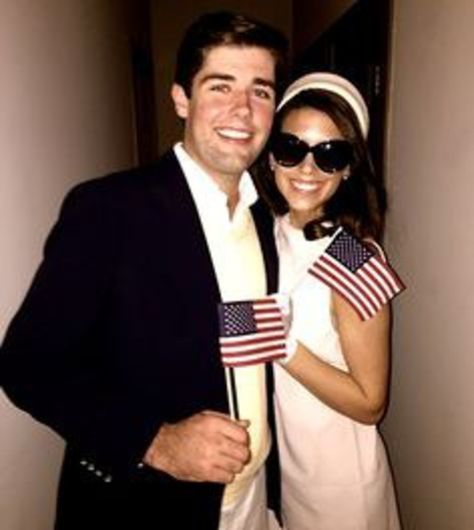 Jfk Halloween Costume, Halloween Costumes For College Students, Halloween Costumes For College, Stylish Halloween Costumes, Holloween Costumes, Meme Costume, Couples Halloween Costumes, Costumes College, Cheap Halloween Costumes