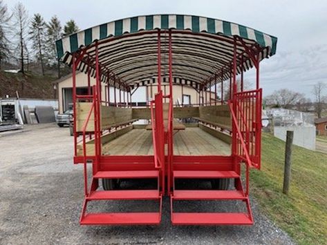 Hay Wagon Ideas, Hay Ride Ideas, Tree Farm Ideas, Farm Tourism, Fall Harvest Festival, Pumpkin Patch Ideas, Hay Wagon, Pumpkin Pants, Petting Farm