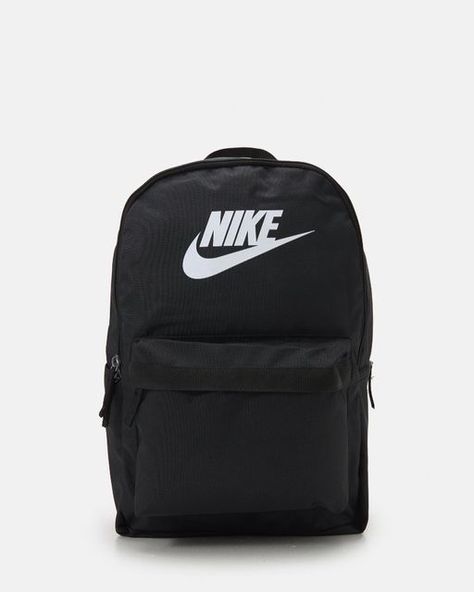 Nike Rucksack School Days, Black Nike Bag, Nike Backpacks For School, Nike Bags School, Side Bags For School, Nike School Backpacks, Black Nike Backpack, Nike Bags Backpacks, Nike Stuff