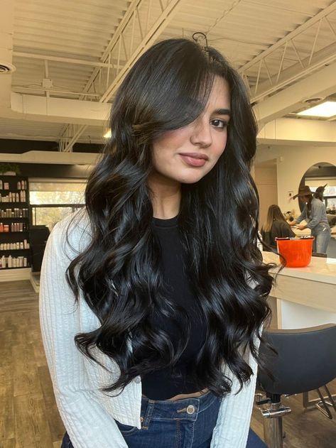 Curls With Long Layers, V Neck Hairstyles Prom, Curled Hairstyles With Curtain Bangs, Blowout Waves Loose Curls, Loose Curls With Curtain Bangs, Curled Hair Curtain Bangs, Long Layers Curled, Curtain Bangs And Curls, Curled Hair With Layers