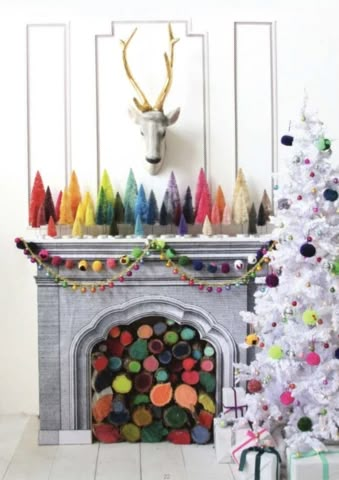 Brush Christmas Tree, Retro Christmas Decorations, Rainbow Christmas, Rainbow Tree, Rainbows Christmas, Christmas Tree Set, Christmas Mantel, Christmas Mantels, Colorful Christmas