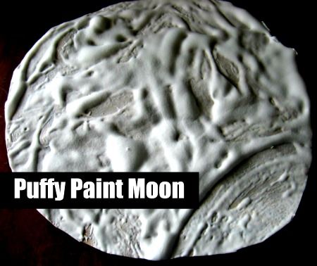 Puffy Paint Moon Craft - Learn about space with this fun sensory activity and kids craft. Paint Moon, Moon Craft, Space Art Projects, Moon Activities, Space Preschool, Space Crafts For Kids, Space Week, Outer Space Art, Space Unit