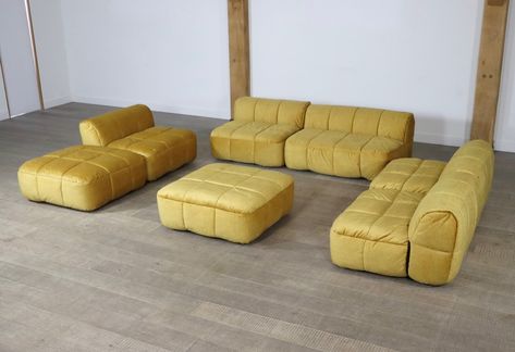 Listed on VNTG.com: Modular Strips sofa by Cini Boeri for Arflex, 1970s | #vntg #vintage Cini Boeri, Interior Deco, Modular Sofa, Vintage Boutique, Apartment Decor, 1970s, Apartment, Sofa, Furniture