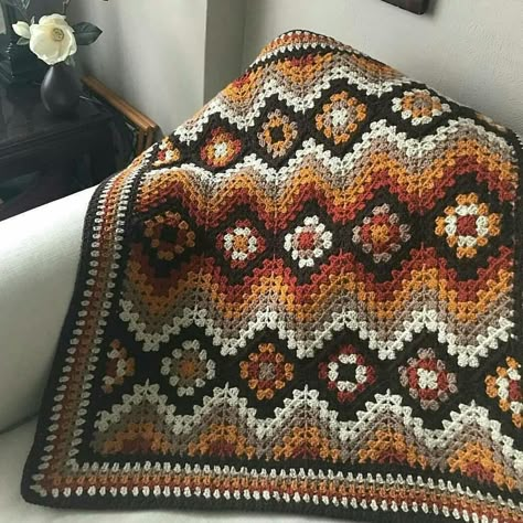 Brown Crochet Blanket, Brown Granny Square, Crochet Blanket Vintage, Knitting Quilt, Ripple Blanket, Cream Throw, Crochet Slipper Pattern, Brown Crochet, Crochet Blanket Afghan