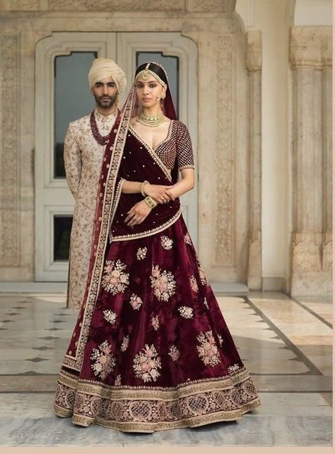 Bridal Lehenga Maroon, Sabyasachi Lehenga Bridal, Dark Maroon Color, Choli Design, Dabka Work, Sabyasachi Bridal, Latest Bridal Lehenga, Sabyasachi Lehenga, Couple Wedding Dress