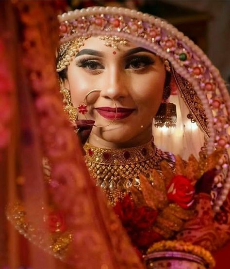 Bride Pics, शादी की तस्वीरें, Indian Bride Photography Poses, Parents Quotes, Bride Photos Poses, Indian Wedding Photography Couples, Bridal Photography Poses, Regina Cassandra, Indian Wedding Couple Photography