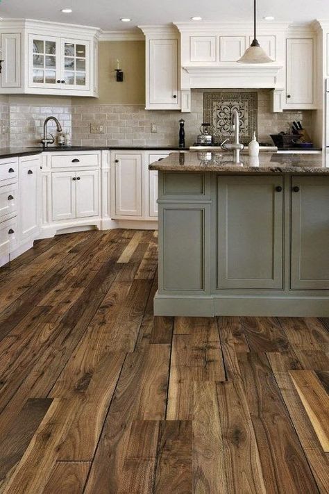 Model Dapur, Wood Floor Kitchen, Kabinet Dapur, Classic Kitchen, French Country Kitchen, Mediterranean Homes, Modern Farmhouse Kitchens, Country Design, Trendy Kitchen