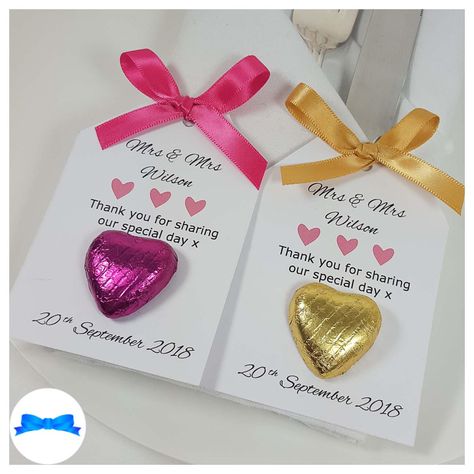 Personalised chocolate heart favour tags. These personalised favours are prefect for adding an extra decorative touch to your table dressing, along with a little thank you message and favour treat for your guests. Choice of chocolate heart foil colours and satin bow colours. I hand tie all the satin bows in your choice of colour. Also ideal for birthday parties, hen parties, baby showers, a wedding or anniversary celebration, engagements, bridal showers and other special occasions. WHAT I NEED F Personalized Chocolate Wedding Favors, Personalised Favours, 50th Birthday Party Favors, Wedding Anniversary Favors, Wedding Favour Tags, Covered Chocolate, Hen Night Ideas, Wool Crafts Diy, Sweet Wedding Favors