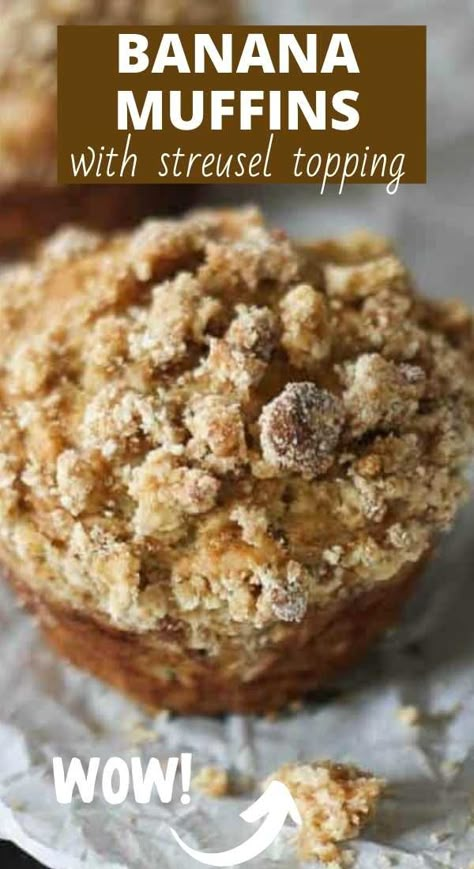 Banana Crumble Muffins, Whole Wheat Banana Muffins, Wheat Banana Muffins, Banana Streusel Muffins, Banana Crumble, Moist Banana Muffins, Crumble Muffins, Crumb Muffins, Banana Crumb Muffins