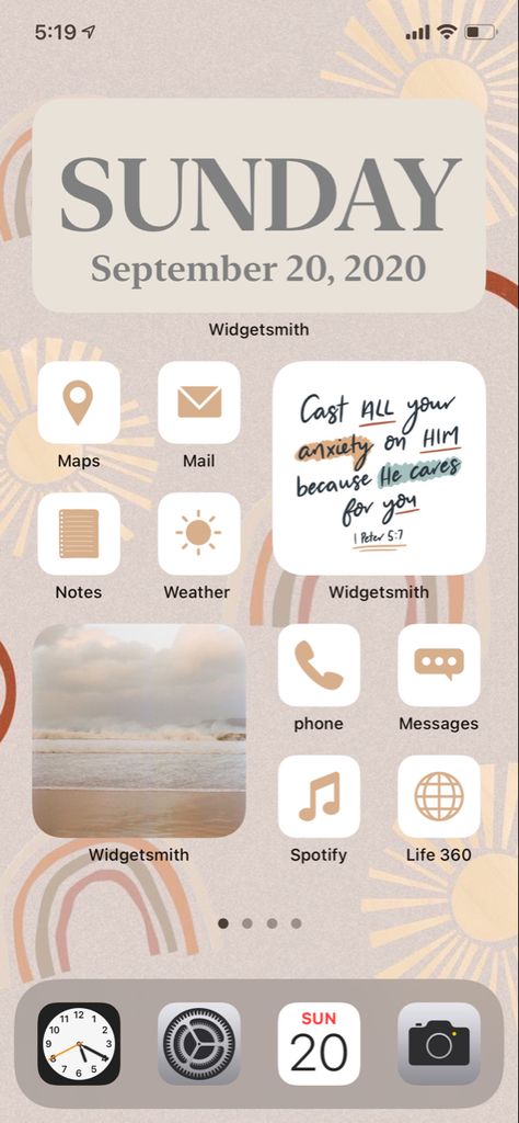 iphone ios14 aesthetic home screen setup. #homescreen #ios14 #iphonebackgrounds Organise Iphone Home Screen, Iphone 12 Widget Layout, Iphone 12 Widget Ideas, How To Widget Iphone, Iphone App Layout Homescreen Simple, Make Iphone Aesthetic, Iphone 12 Home Screen Ideas, I Phone Widget Aesthetic, What’s On My Iphone Aesthetic