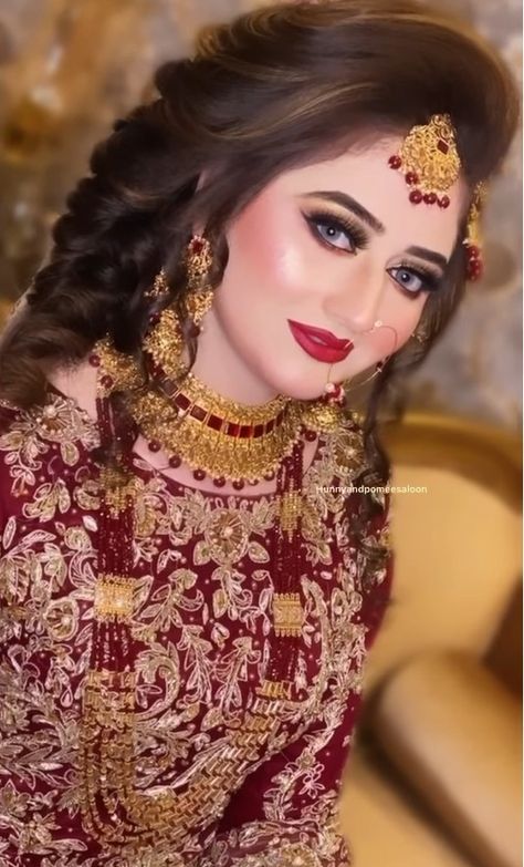 Kashee's Bridal Makeup, Bridle Eyes Makeup, Barat Hairstyles For Bride, Dulhan Makeup Pakistani Bridal, Kashees Hairstyle Bridal, Pakistani Bridal Hairstyle Barat, Pakistan Bridal Makeup, Bridal Pictures Pakistani, Barat Bridal Hairstyle