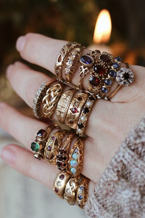 stacked semi precious 9ct gold vintage rings Wizard Jewelry, Whimsical Grunge, Grunge Earrings, Antique Rings Vintage, Jewellery Website, Jewellery Aesthetic, Aesthetic Rings, Mode Boho, Witchy Jewelry