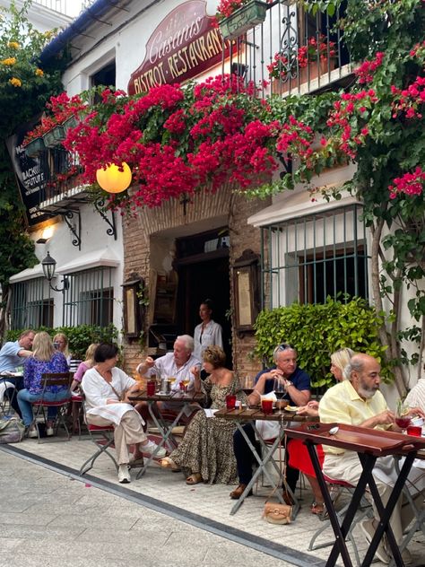 Spain Villa Aesthetic, Spanish Vacation Aesthetic, Spain Cafe Aesthetic, Spain Restaurant Aesthetic, European Culture Aesthetic, Spanish Core Aesthetic, Malaga Spain Food, Tapas Aesthetic Spain, Cafe In Spain