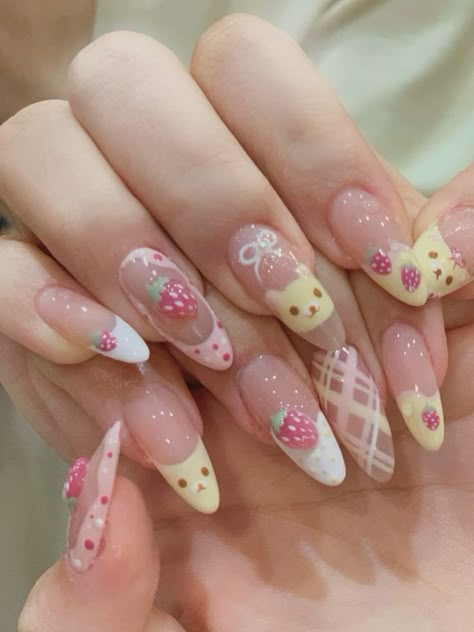 Cute Nails Acrylic Kawaii, Nails Inspiration Kawaii, Nails Acrylic My Melody, Cute Art Nails, Nail Ideas Soft Pink, Maychao Gel Nail Polish, Cute Color Combos For Nails, Easy Pastel Nails, Cute Nail Inspo Acrylic Long