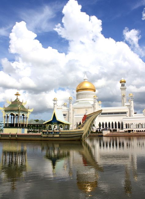 Brunei Aesthetic, Brunei Travel, Historical Logo, Country Aesthetic, Blue Poster, Brunei Darussalam, Cute Coloring Pages, Arabic Words, Countries Of The World