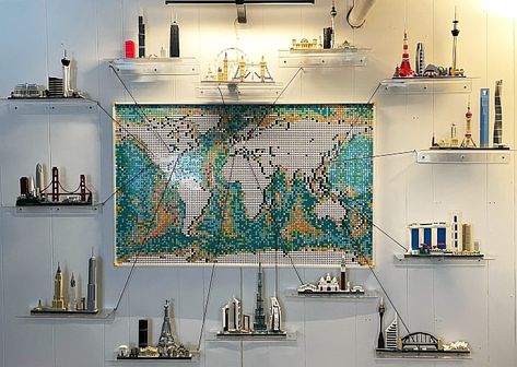 Lego Architecture Display Ideas, Home Office Lego Display, Lego Display Room Ideas, Lego Room Ideas For Adults, Lego Display Ideas Adult, Lego Decorations Room, Lego Home Decor, Lego Set Display, Lego Displays