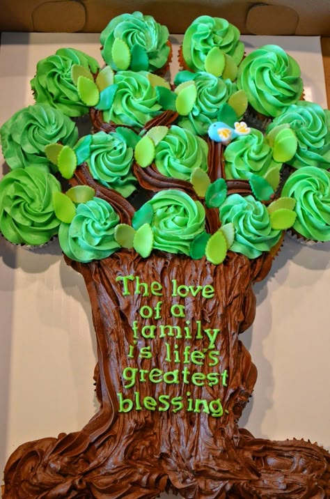 An Adoption Celebration tree of cupcakes Adoption Cake, Family Reunion Cakes, Family Tree Cakes, Family Reunion Food, Adoption Shower, Pull Apart Cake, Tree Quotes, Adoption Party, Family Reunion Games