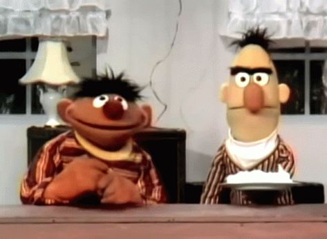 Bert And Ernie Bert GIF – Bert And Ernie Bert Ernie – GIFs entdecken und teilen Ernie Und Bert, Cartoon Gif, Bert And Ernie, Face Cartoon, Bert & Ernie, Banana Cream Pie, Cartoon Gifs, Original Drawing, Pluto The Dog