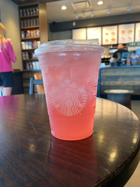 Strawberry Acai Lemonade Refresher, Strawberry Açaí Lemonade Refresher, Acai Refresher Starbucks, Strawberry Açai Refresher, Strawberry Acai Lemonade, Strawberry Açaí Lemonade, Refreshers Starbucks, Strawberry Açaí Refresher, Starbucks Strawberry Acai Refresher