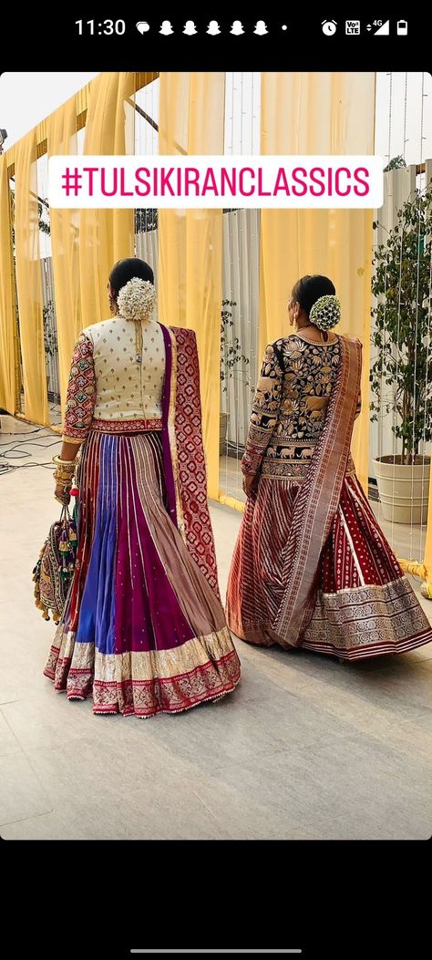 Chaniya Choli Blouse Pattern New, Garba Blouse, Latest Chaniya Choli Design, Simple Chaniya Choli, Chaniya Choli Designs Weddings Latest, Chaniya Choli Designs Weddings, Colorful Lehenga, Choli Pattern, Choli Navratri