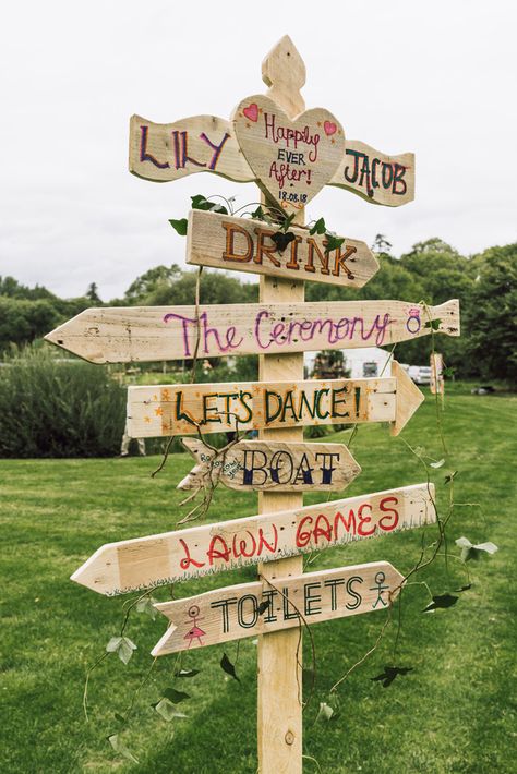 Wooden signpost festival wedding sign · Rock n Roll Bride Wedding Fest, Crafts Outdoor, Festival Themed Party, Festival Style Wedding, Festival Themed Wedding, Garden Decoration Ideas, Festival Theme, Rock Festival, Rock N Roll Bride