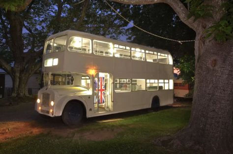 Incredible Double Decker Bus Cottage For Sale! Bus Home Conversion, Bus Makeover, Converted Bus For Sale, Double Deck Bus, New Travel Trailers, School Bus Camper, Bus Home, Converted Bus, Bus Living