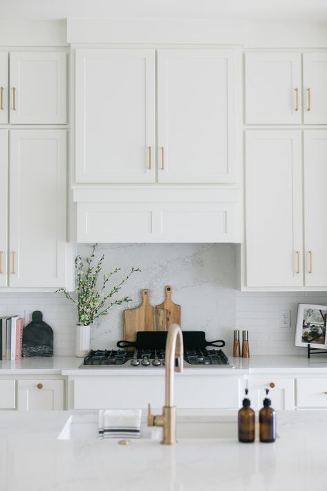 Vinyl backsplash