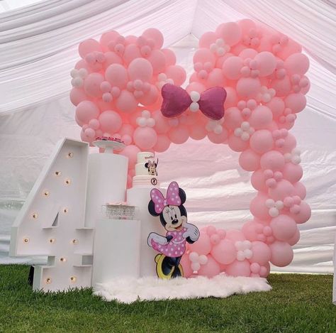 Minnie Mouse Birthday Theme, Baby Birthday Party Decorations, Minnie Mouse Theme Party, Minnie Mouse Balloons, Minnie Mouse Birthday Party Decorations, Minnie Mouse First Birthday, Minnie Mouse Birthday Decorations, 2nd Birthday Party For Girl, Disneyland Birthday