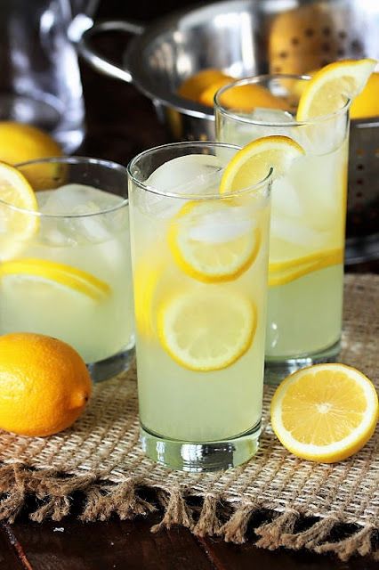 Lavender Lemonade Virgin Strawberry Daiquiri, Mango Colada, Creamsicle Drink, Shirley Temple Drink, Homemade Lemonade Recipes, Iced Drinks Recipes, Southern Sweet Tea, Recipe Generator, Lemonade Drinks