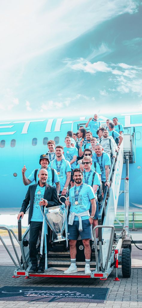 Manchester City Wallpapers, Arsenal Pictures, Man City Team, City Wallpapers, Chester City, Maquillage Yeux Cut Crease, Manchester City Wallpaper, Manchester City Football Club, Champions Of The World