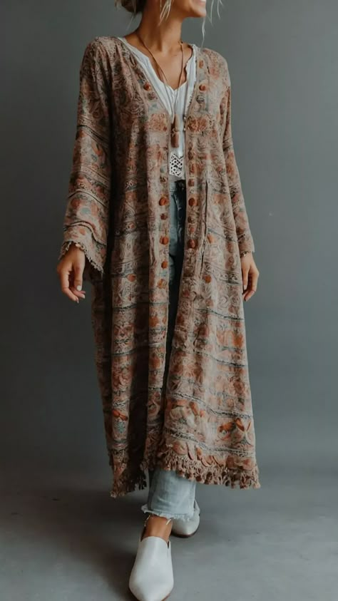 Cute and Edgy: 15 Fall Outfit Inspirations for the Boho Woman 33 Plus Size Winter Boho Outfits, Caftan Outfit Ideas, Boho Winter Outfits Bohemian, Casual Steampunk Outfits, Hippie Winter Outfits Bohemian, Boho Clothes For Older Women, Winter Hippie Outfits Boho, Boho Style Outfits Winter, Unique Outfits Creative Fashion