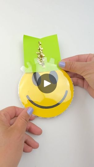 5.7K views · 31 reactions | A smiley face shaker ftw! 😀 

#papercrafters #craftaddict #smileyfaces #craftlovers #craftsofinstagram #paperaddict #penpalideas #happymailday #craftersofig #papercraftingaddict #snailmailideas #craftingideas #cardmakingfun #cardstockcrafts #stationerylovers #penpallove #makersgottamake #paperlovers #craftylife #greetingscard #happymailideas #papercraftideas | thediyday Cardstock Crafts, 3d Craft, Paper Lovers, Craft Lovers, Happy Mail, Smiley Face, Fig, Cool Things To Make, Smiley