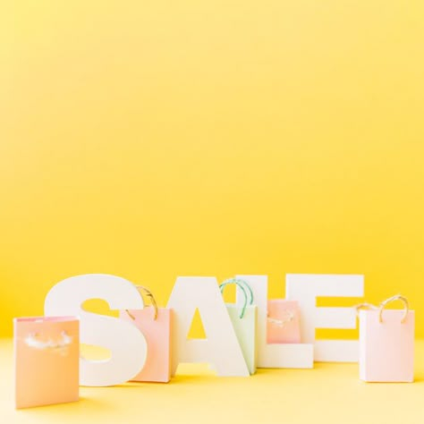 Small pink shopping bag in front of letter sale on yellow background Free Photo Live Sale Background, Background For Online Selling, Sales Wallpaper, Sale Poster Ideas, Shopping Background, Pink Shopping Bag, Bag Background, Pink Shopping, Sale Background