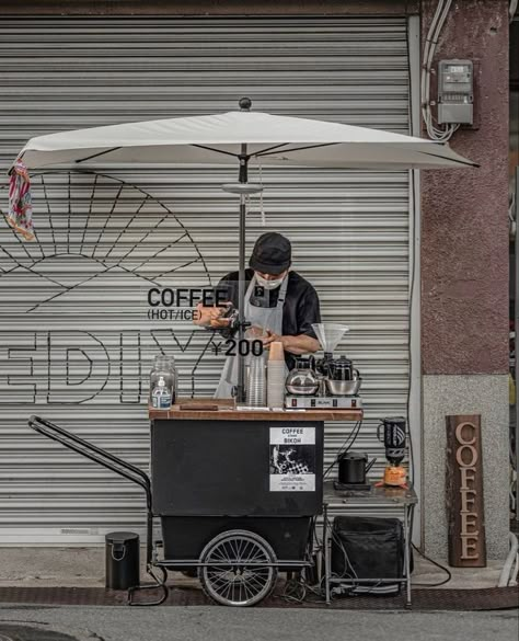 Coffee Bike Cart, Coffee Stall Ideas, Japanese Coffee Shop Aesthetic, Food Trailer Design, Coffee Cart Ideas, Food Setup, Mobile Coffee Cart, Coffee Food Truck, Gerobak Dorong