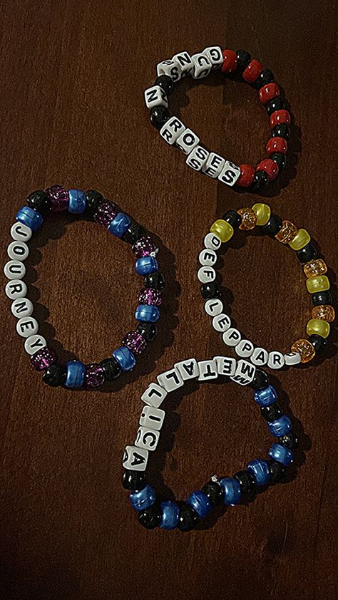 Rock Band Bracelets, Metallica Bracelet, Sleepover Board, Matching Kandi Bracelets, Diy Kandi Bracelets, Band Bracelets, Diy Kandi, Kandi Patterns, Indie Jewelry