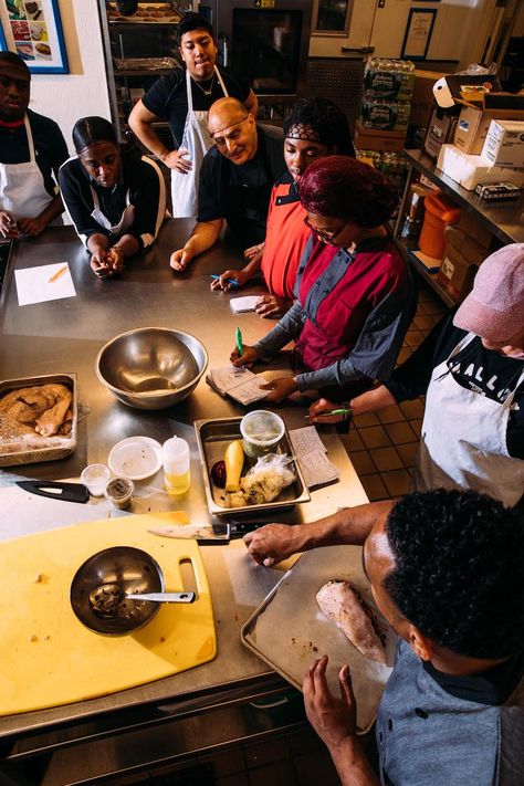 For Students with Disabilities, These Cooking Classes Empower Student Cooking, Cooking Class Ideas For Adults, Cooking Classes For Adults, Community Kitchen, Cooking Class Aesthetic, Culinary Experience, School Cooking Class Aesthetic, Cooking Class, Italy Cooking Class