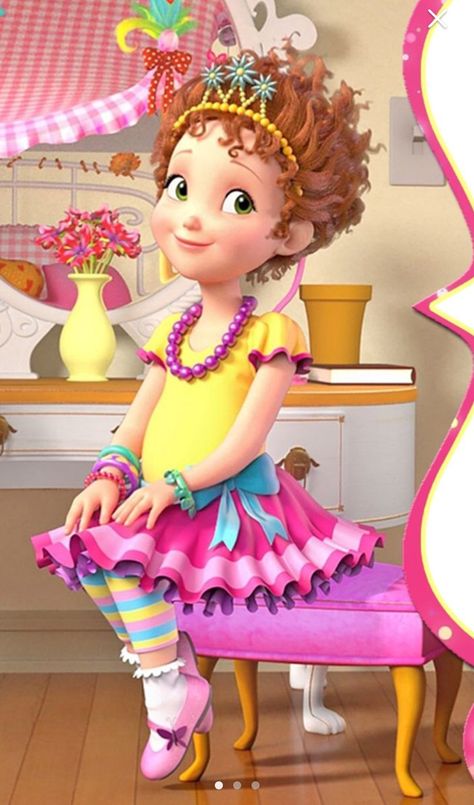 Fancy Nancy Costume, Fancy Nancy Clancy, Fancy Birthday Party, Royal Birthday Party, Fancy Nancy Party, Bolo Minnie, Book Character Costumes, Barbie Halloween, Birthday Party Desserts