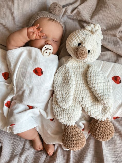 Crochet baby lovey free pattern