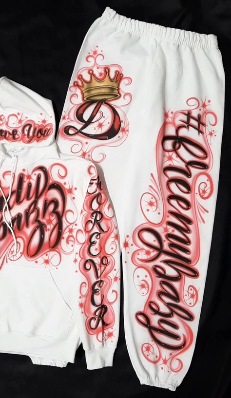 Airbrush Hoodie, Air Brush Sweat Pants, Airbrushed Hoodie, Airbrush Sweatsuit, Cute Airbrush Shirts, Sweatpants And Hoodie, Black Quinceanera Dresses, Airbrush Shirts, Airbrush T Shirts