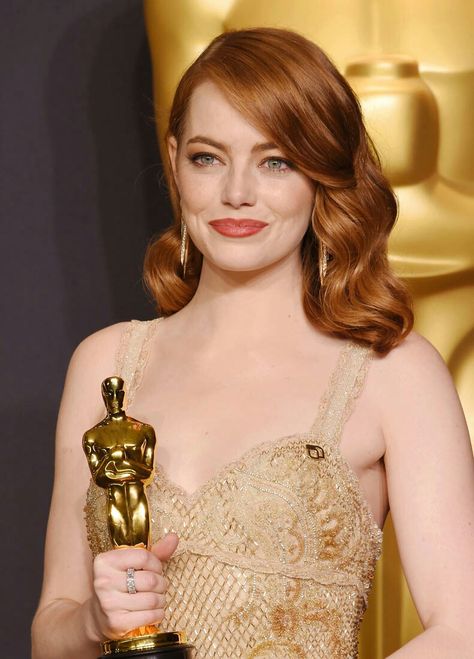 Emma Stone, Best Actress Oscar winner 2017 Emma Stone Oscars, Emma Stone Hair, Spring Hair Trends, 2017 Hair Trends, Emily Stone, Blonde Hair Makeup, Evelyn Hugo, Actrices Hollywood, Copper Hair